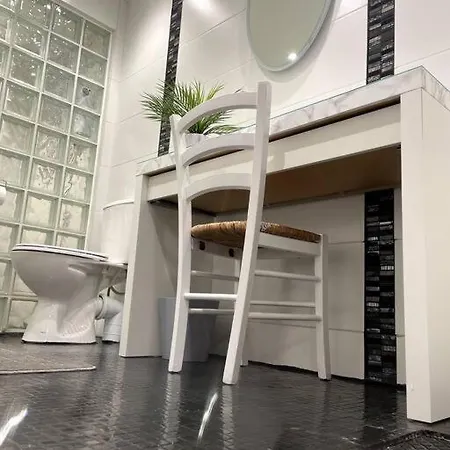 Flat 5 - 2 Bed Centre Affordable Quality アパート