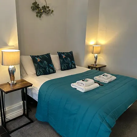 Flat 5 - 2 Bed Centre Affordable Quality Appartamento York