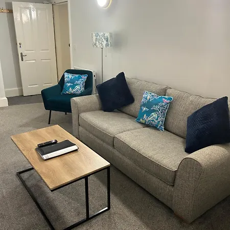 Flat 5 - 2 Bed Centre Affordable Quality アパート