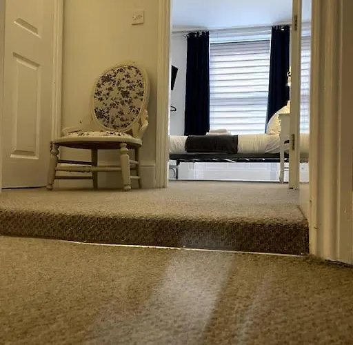 Flat 5 - 2 Bed Centre Affordable Quality アパート *