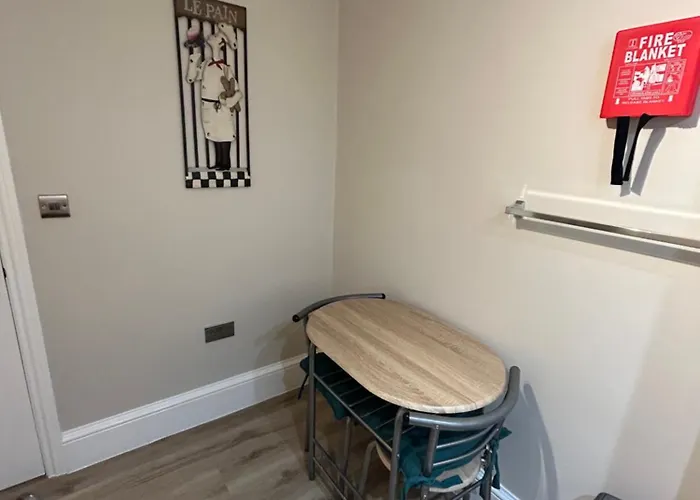 Flat 5 - 2 Bed Centre Affordable Quality アパート